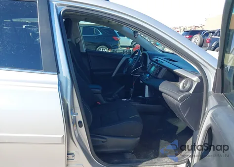 2017 Toyota Rav4 Xle z USA, uszkodzony, nr VIN 2T3WFREV3HW330854